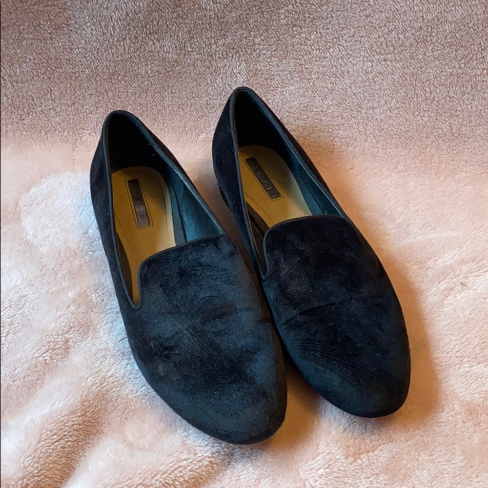 Tahari frankie velvet loafers